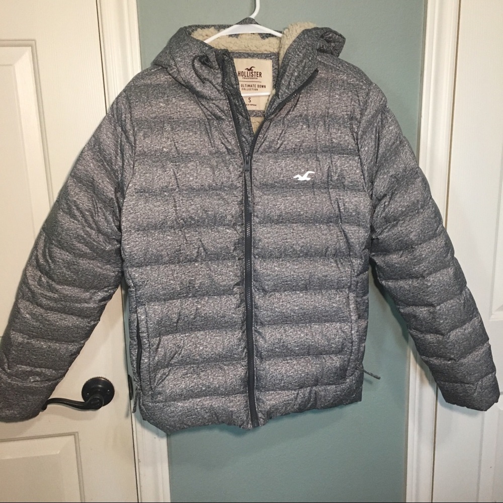 Hollister Sherpa lined winter jacket puffer jacket